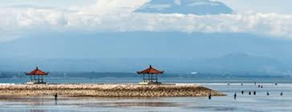 Laghawa Beach Hotel Sanur Extérieur photo