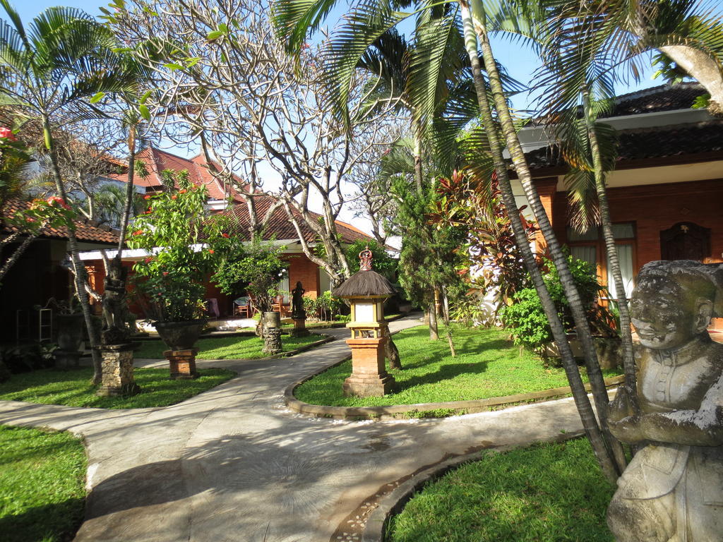 Laghawa Beach Hotel Sanur Extérieur photo